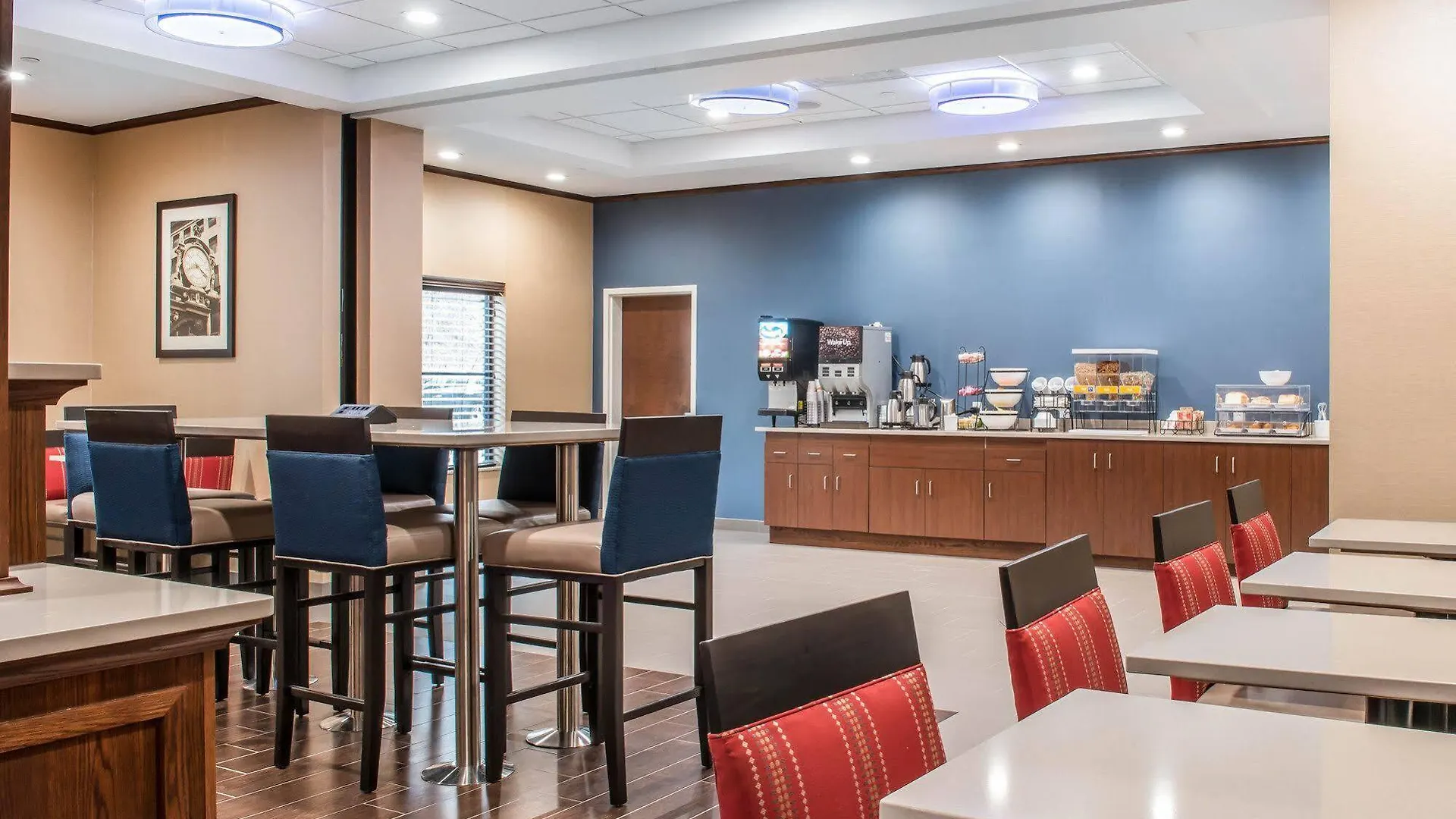 Comfort Inn & Suites Pittsburgh South
