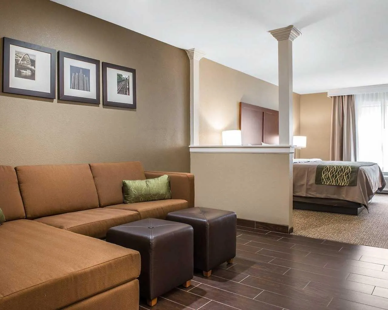 Comfort Inn & Suites Pittsburgh